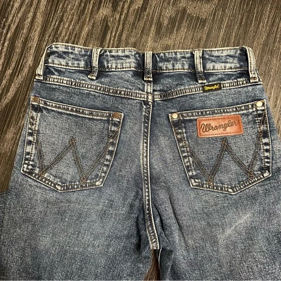 Wrangler Retro High Rise Flare Blue Jeans, Size 27 - Picture 11 of 12